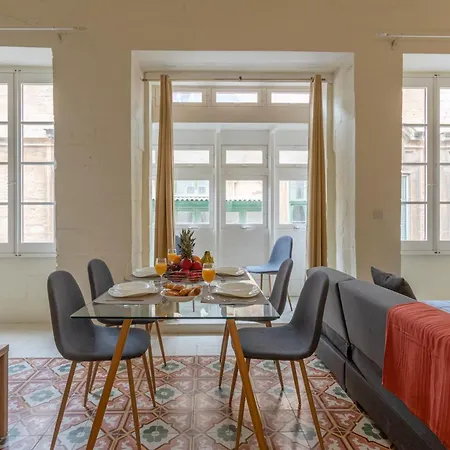 Bnbnova - Historic 3ba House With Rooftop Διαμέρισμα *