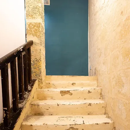 Bnbnova - Historic 3ba House With Rooftop Διαμέρισμα *