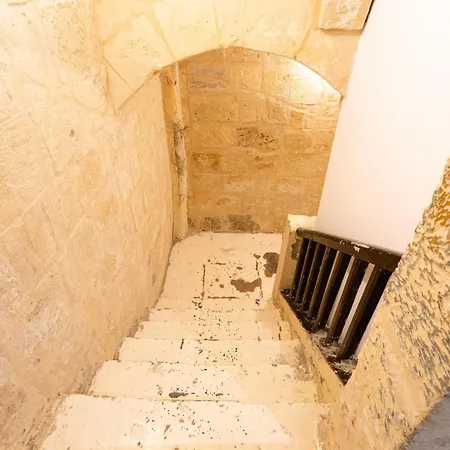 Διαμέρισμα Bnbnova - Historic 3ba House With Rooftop