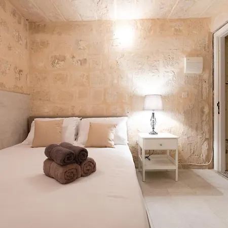 Bnbnova - Historic 3ba House With Rooftop Διαμέρισμα Βαλέτα