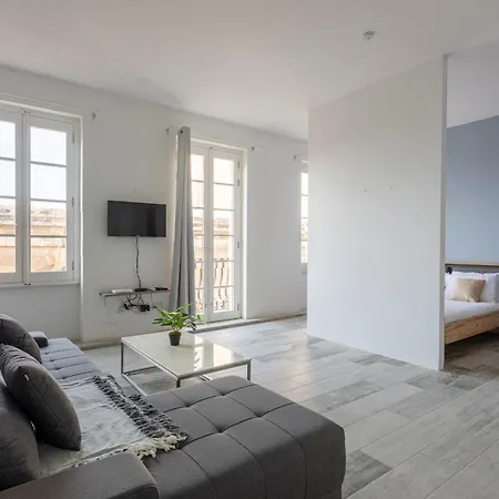 Διαμέρισμα Bnbnova - Historic 3ba House With Rooftop